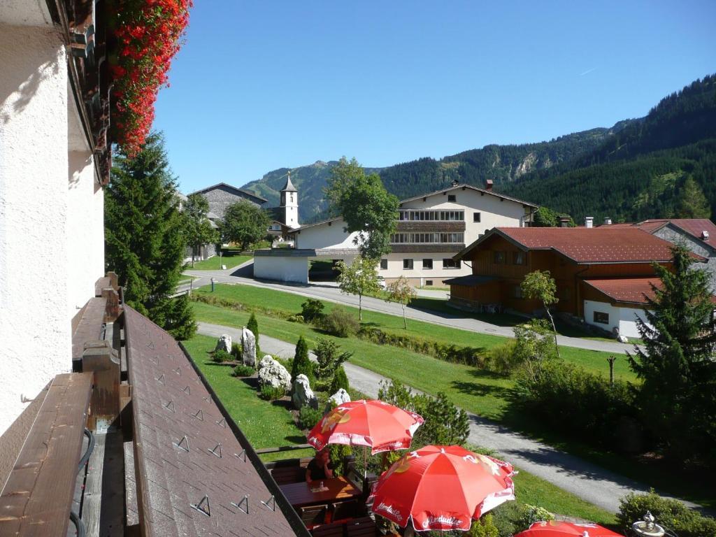 Garni Hotel Wildanger Zoblen Exterior photo